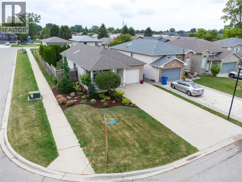 2 Frobisher COURT