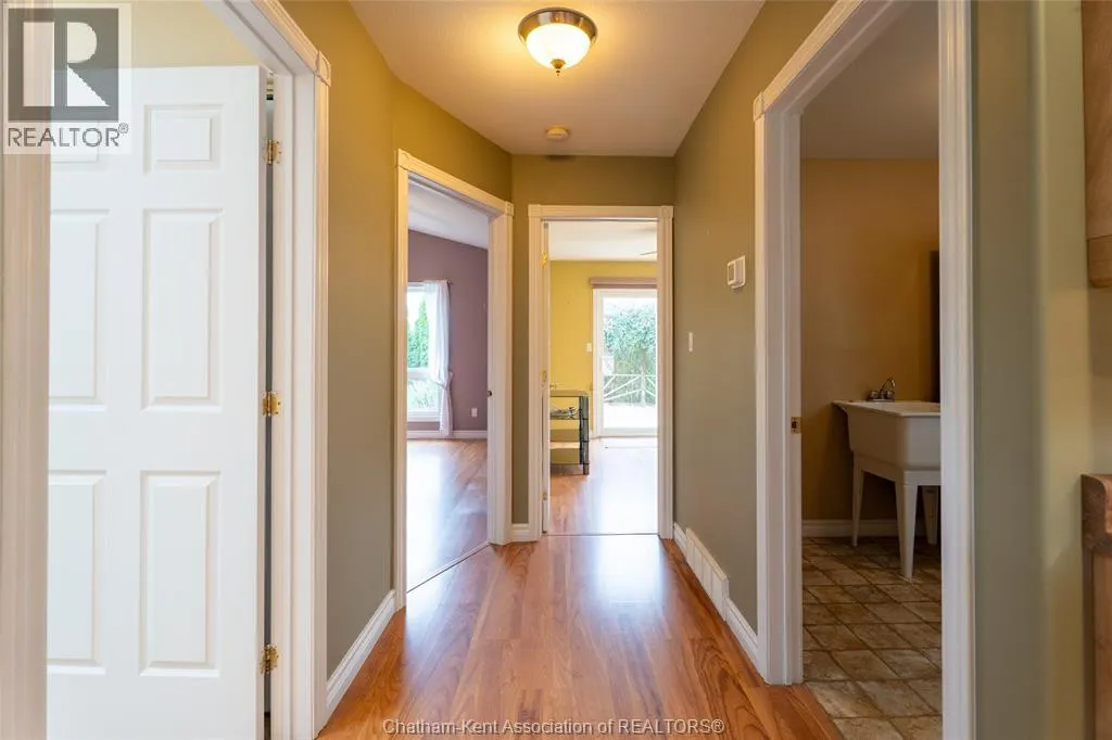 2 Frobisher COURT