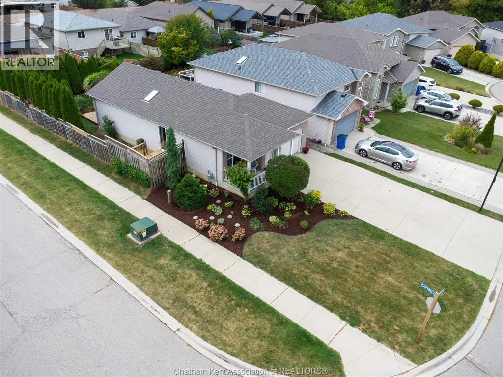 2 Frobisher COURT