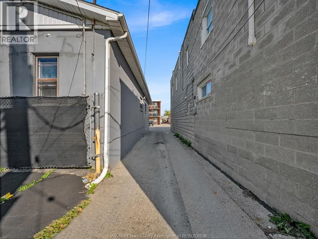 1145 ERIE