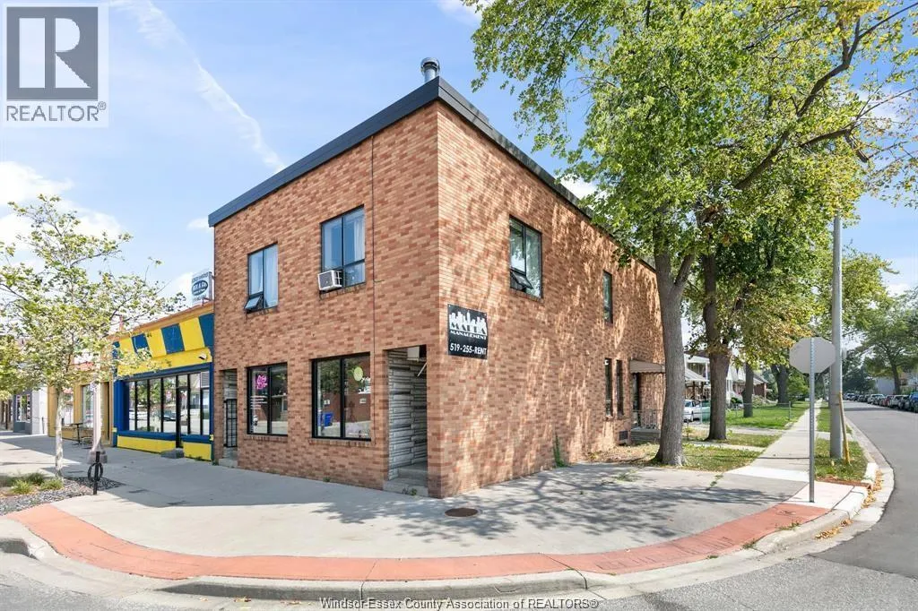 1101 ERIE STREET East