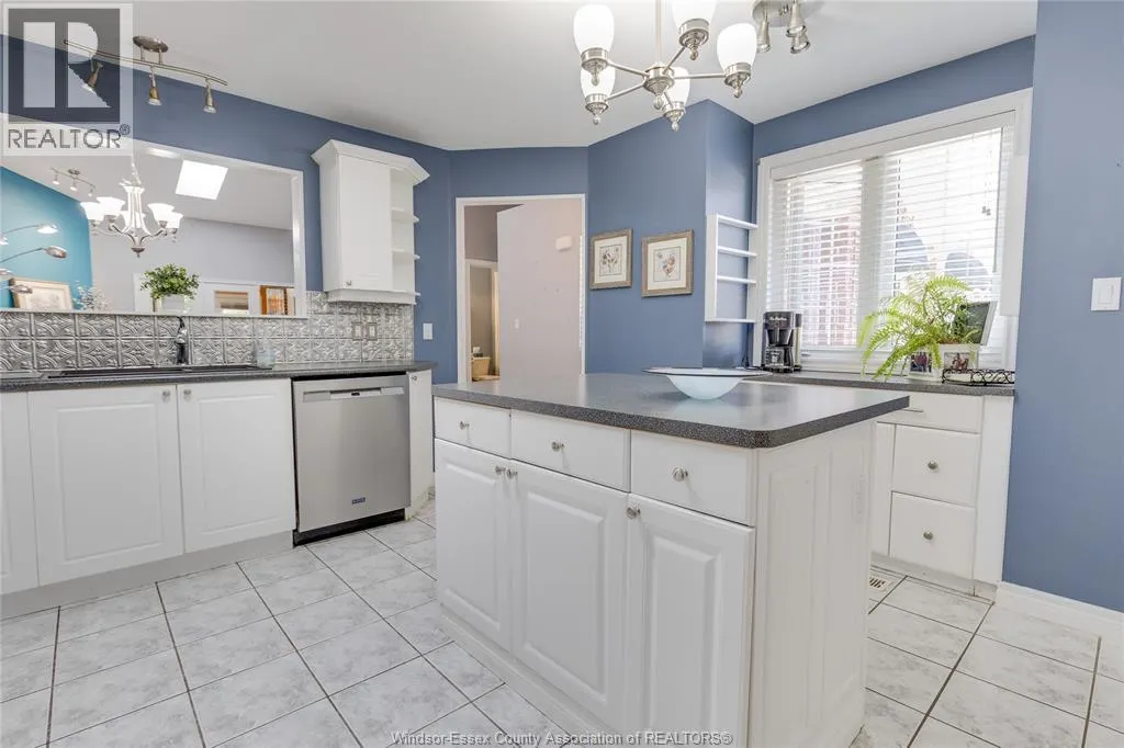 330 SADDLE LANE