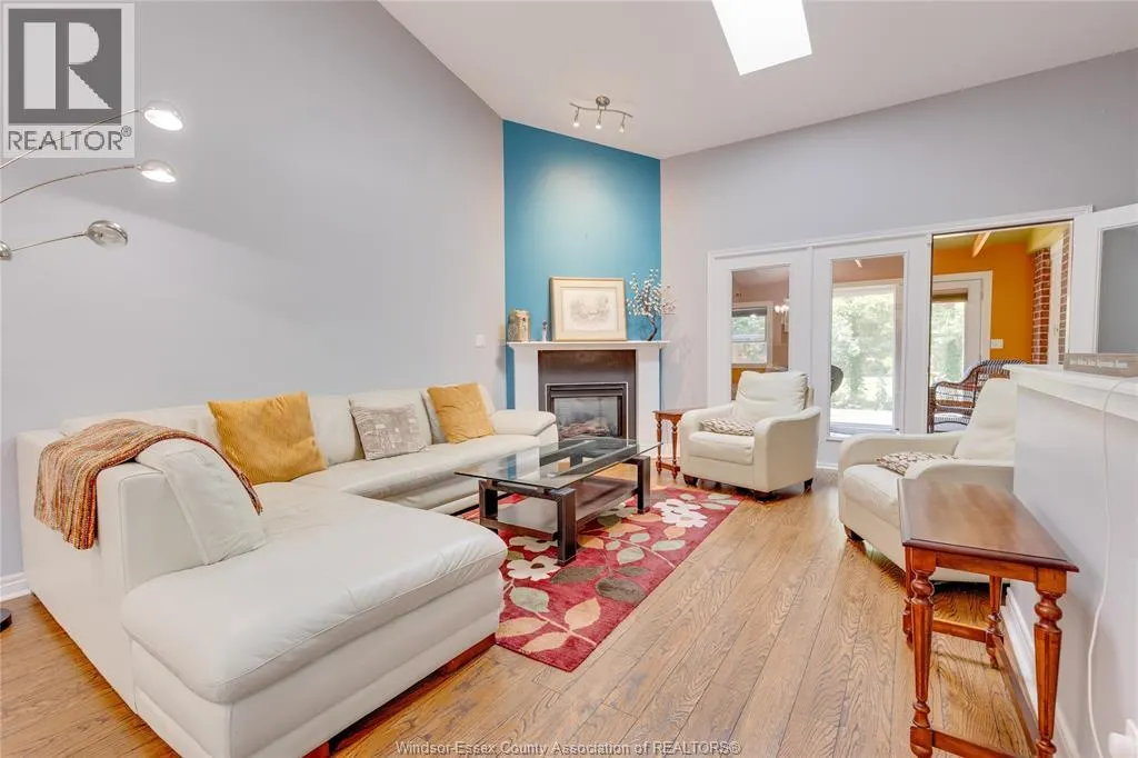 330 SADDLE LANE