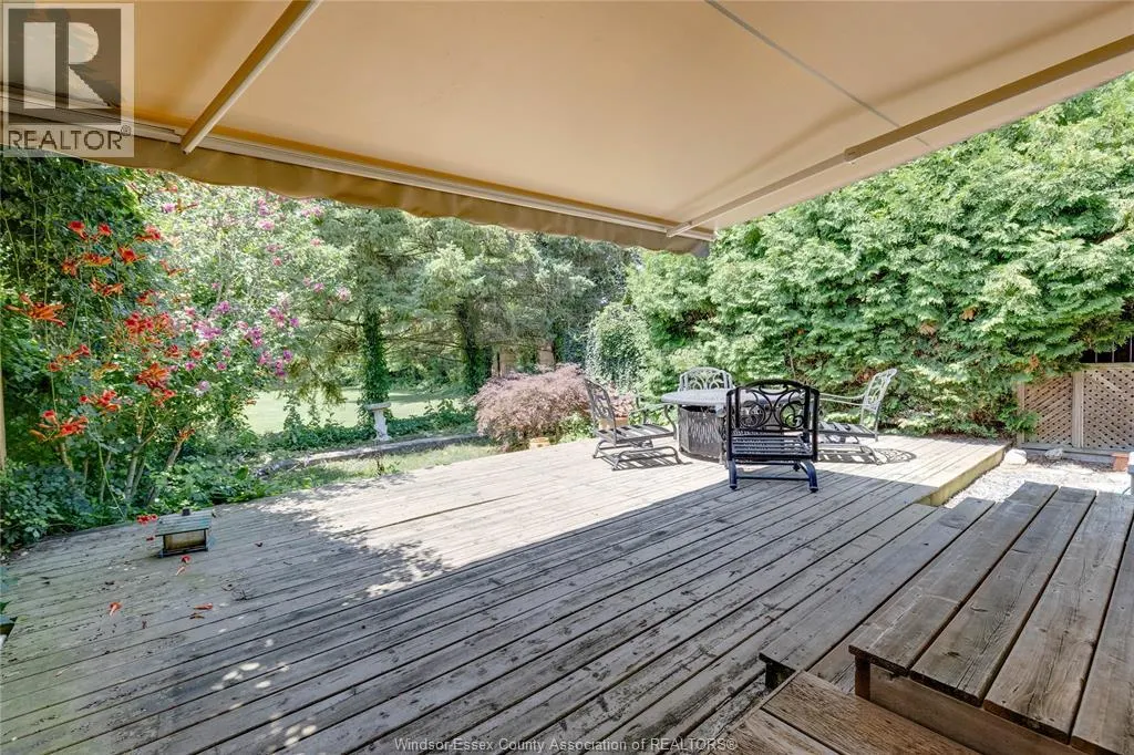 330 SADDLE LANE