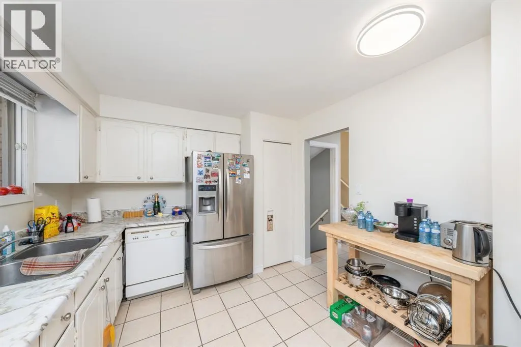 711 Frost COURT