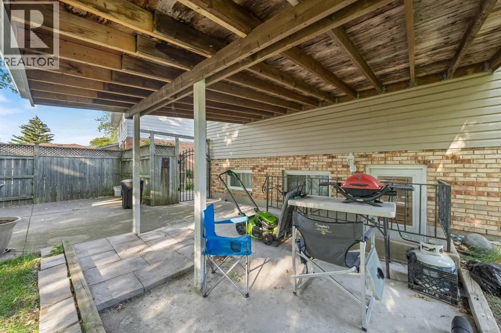 711 Frost COURT