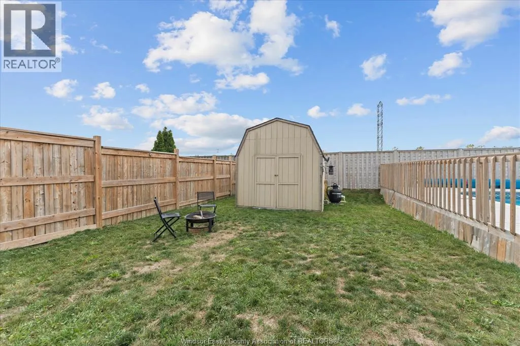 1033 ASPEN RIDGE CRESCENT
