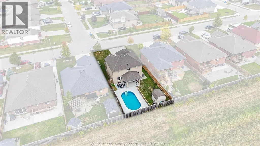 1033 ASPEN RIDGE CRESCENT