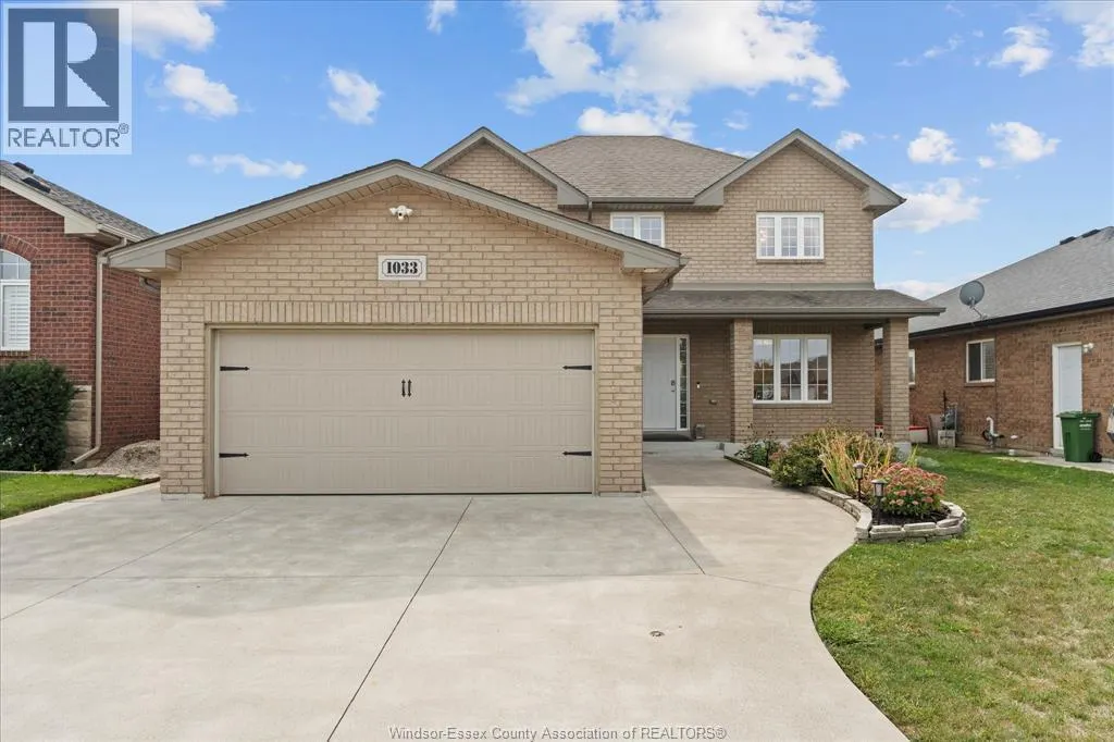 1033 ASPEN RIDGE CRESCENT