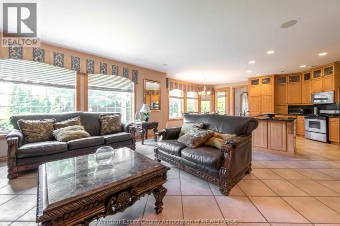 303 SHOREVIEW CIRCLE