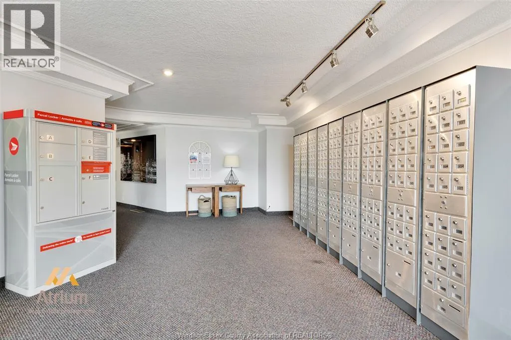 111 RIVERSIDE DRIVE East Unit# 601