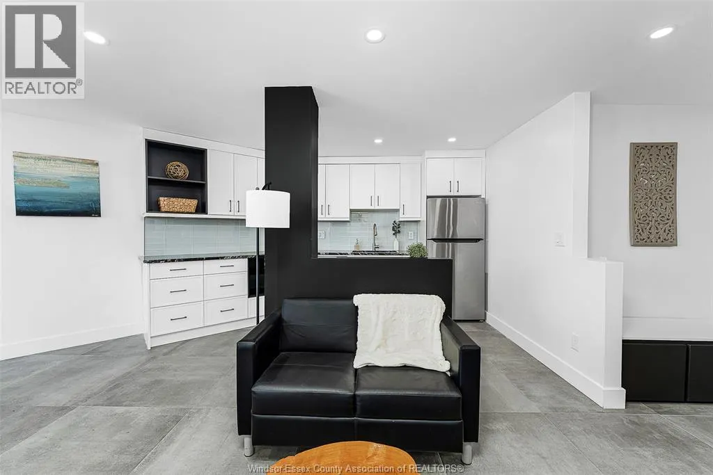 111 RIVERSIDE DRIVE East Unit# 601
