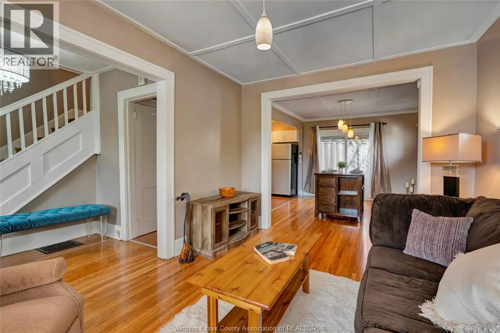 936 ARTHUR ROAD