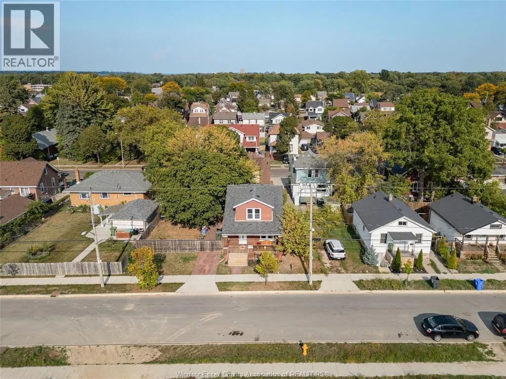 936 ARTHUR ROAD
