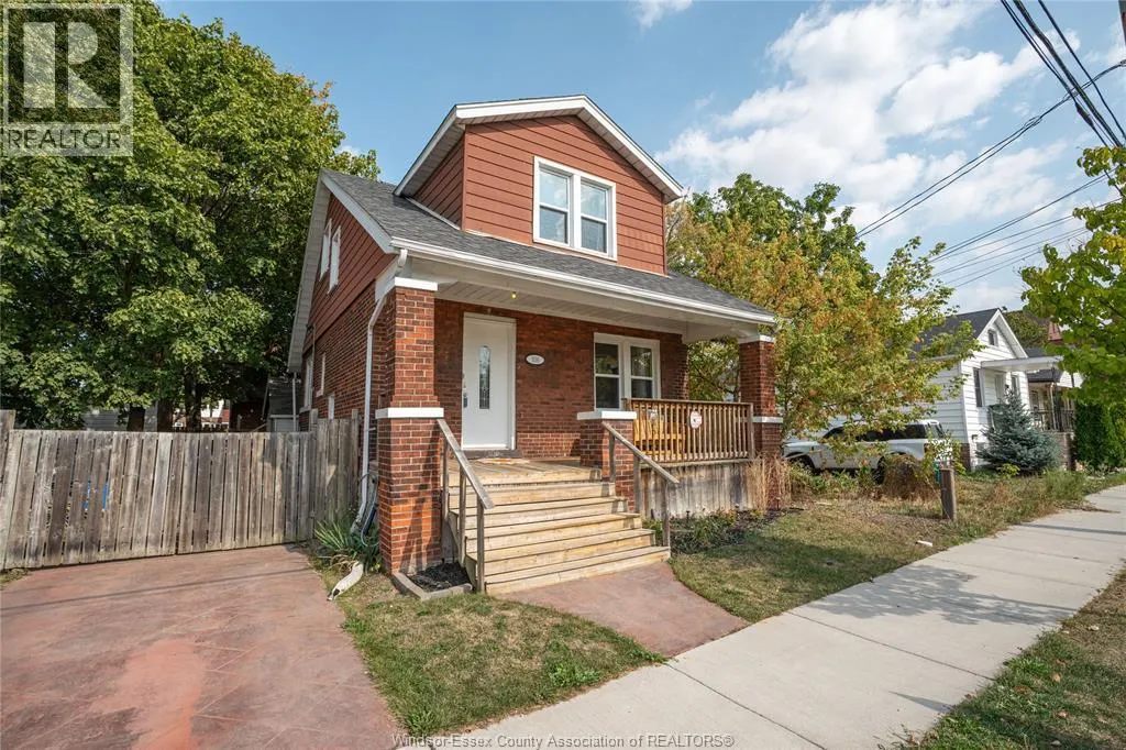 936 ARTHUR ROAD