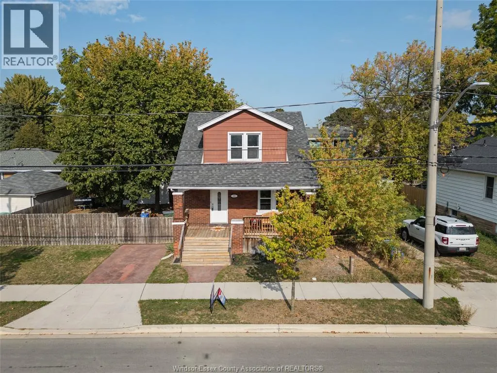 936 ARTHUR ROAD