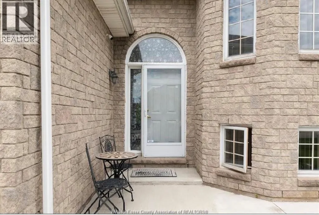 4316 GOLFCOURSE CRESCENT Unit# UPPER