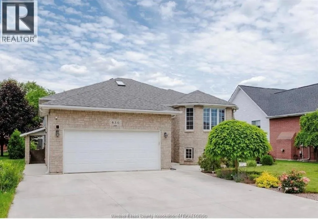 4316 GOLFCOURSE CRESCENT Unit# UPPER