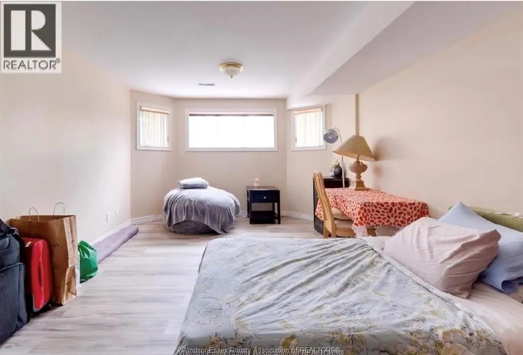 4316 GOLFCOURSE CRESCENT Unit# UPPER
