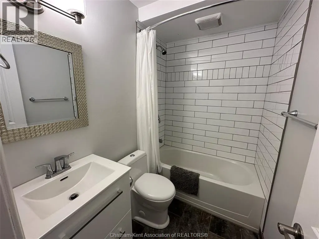 200 Emma STREET Unit# 5