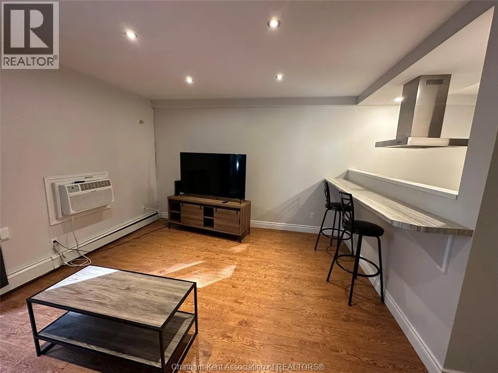 200 Emma STREET Unit# 5