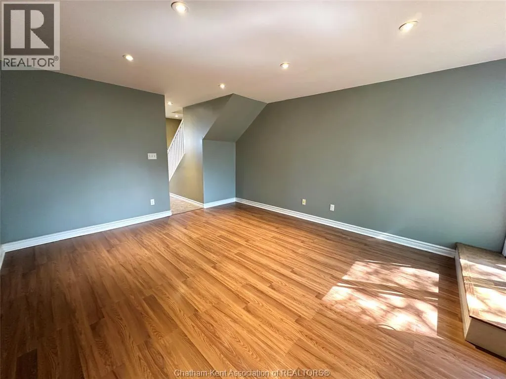 200 Emma STREET Unit# 10