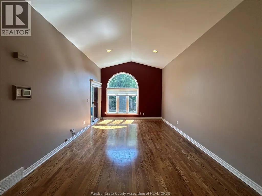 847 COUSINEAU ROAD