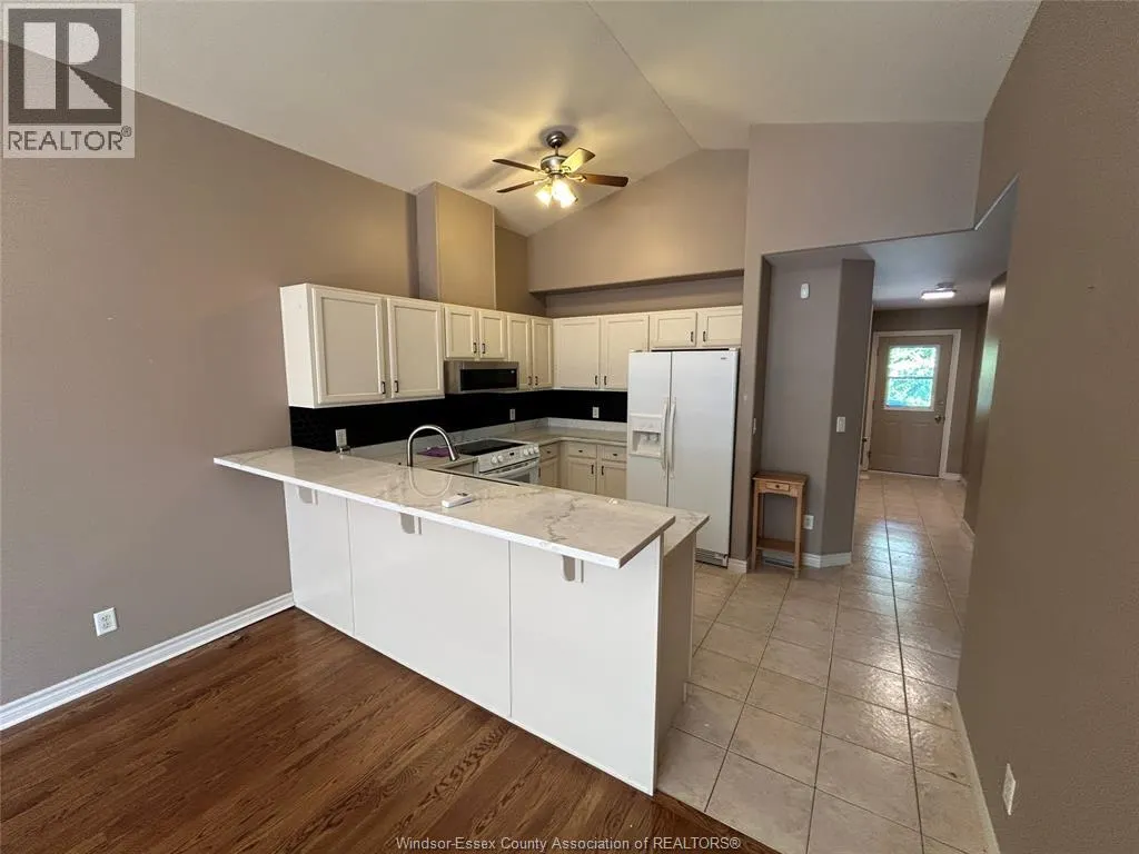 847 COUSINEAU ROAD