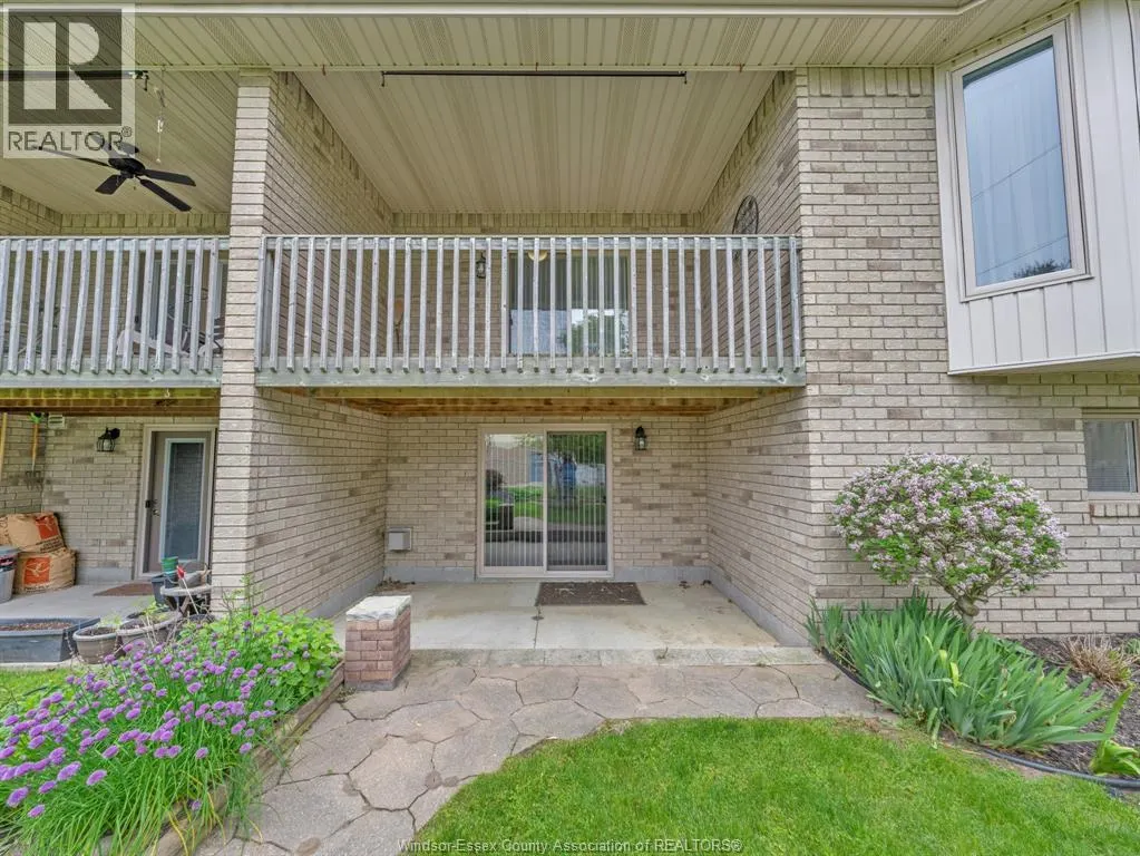 10 QUEENS HILL CRESCENT