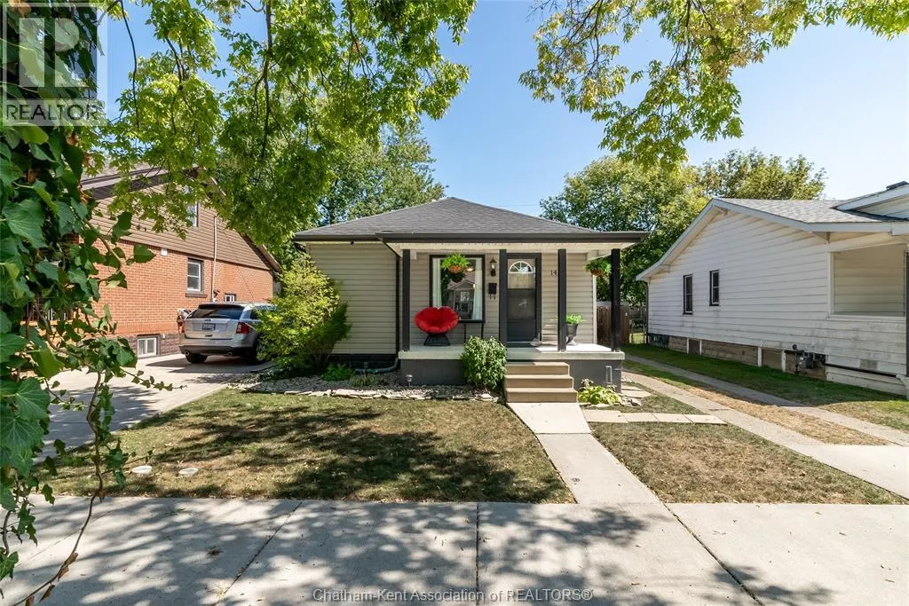 1424 Arthur ROAD
