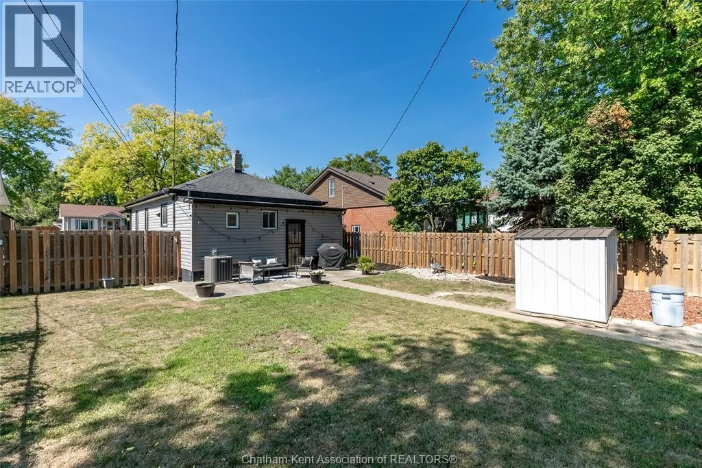 1424 Arthur ROAD