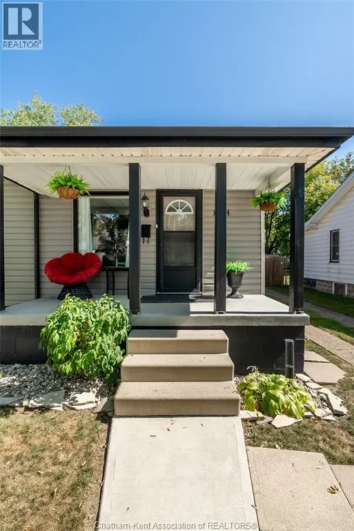 1424 Arthur ROAD