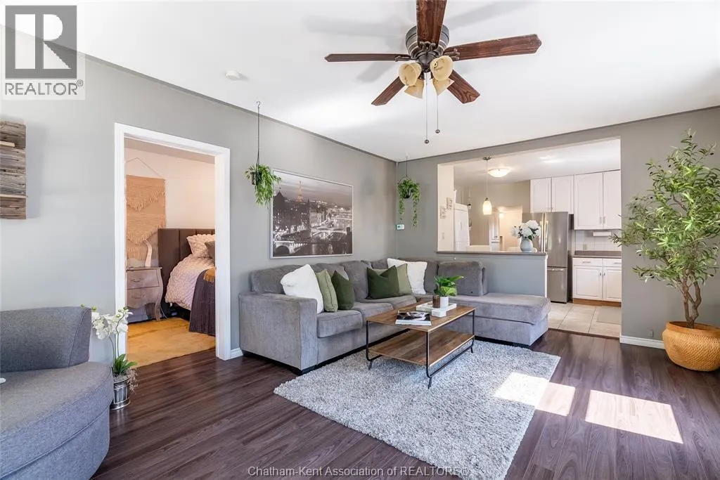 1424 Arthur ROAD