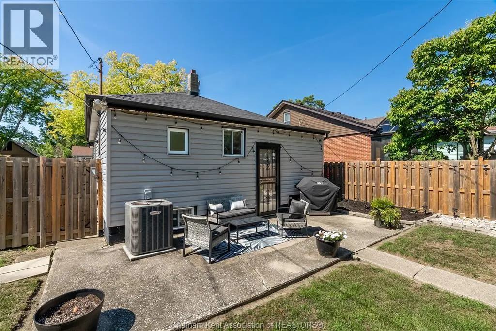 1424 Arthur ROAD