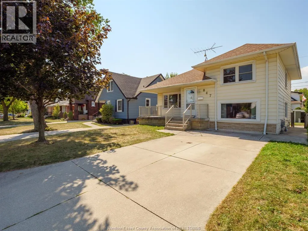 847 Reedmere AVENUE