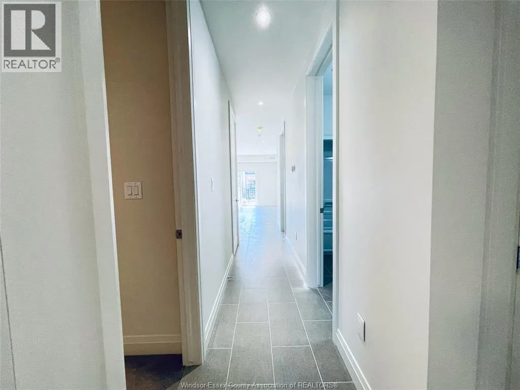 233 Watson AVENUE Unit# 203