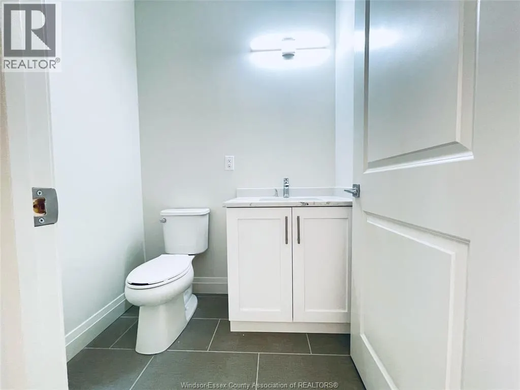 233 Watson AVENUE Unit# 203