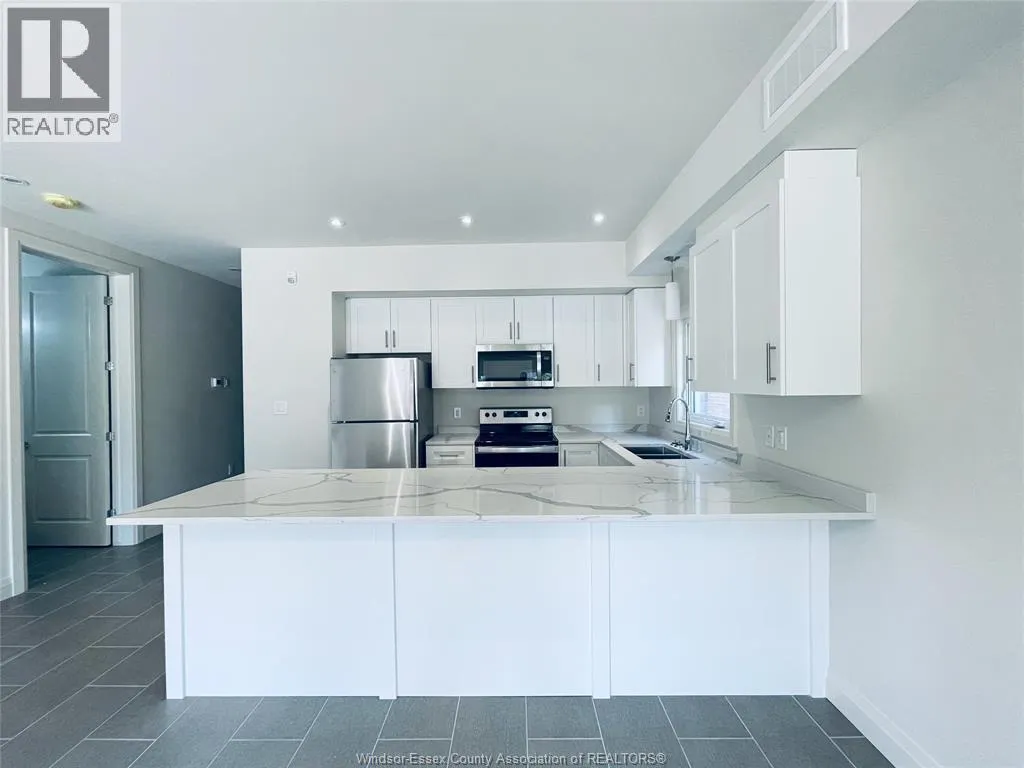 233 Watson AVENUE Unit# 203