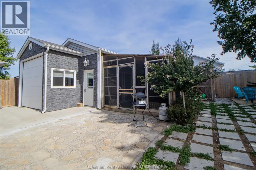 102 Sherman STREET
