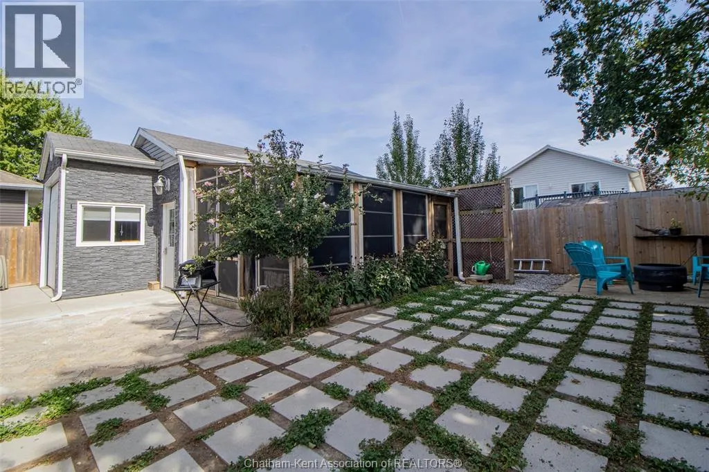 102 Sherman STREET