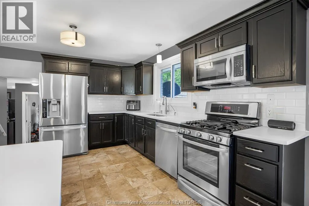 367 MCNAUGHTON AVENUE West