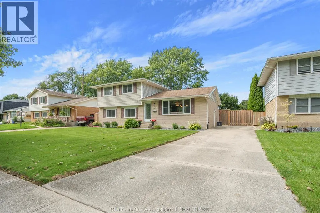 367 MCNAUGHTON AVENUE West