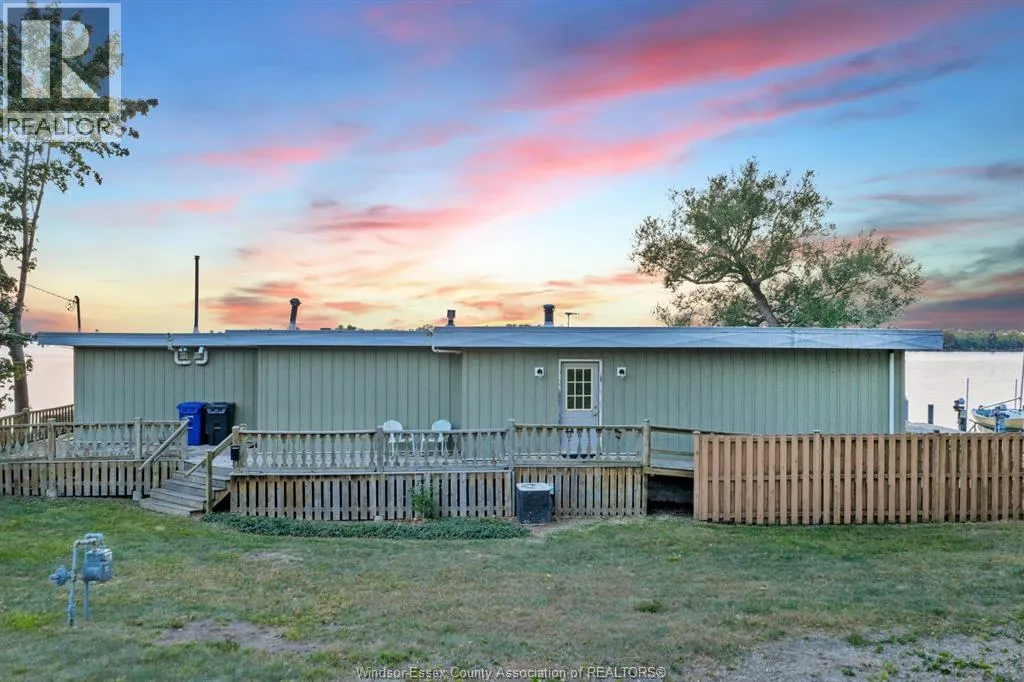1166 FRONT ROAD South