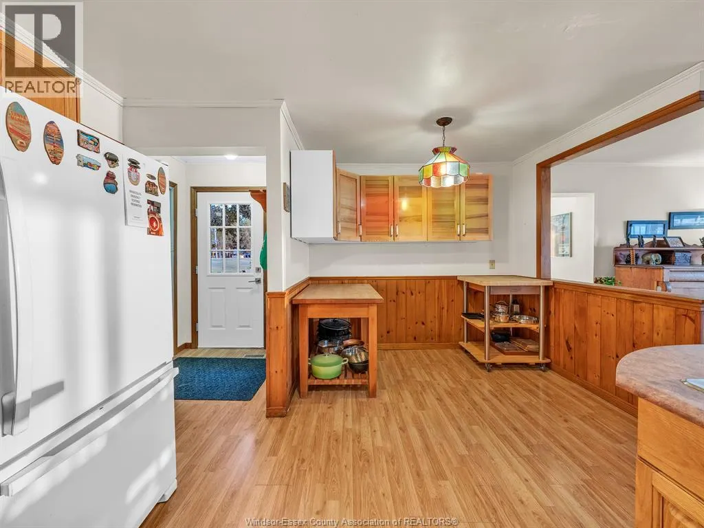 1166 FRONT ROAD South