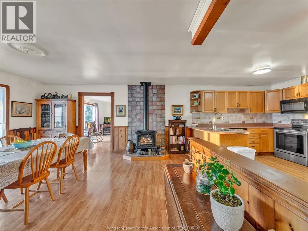 1166 FRONT ROAD South