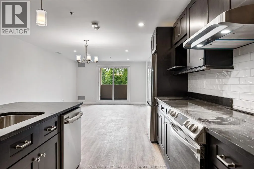 1500 OUELLETTE Unit# 305