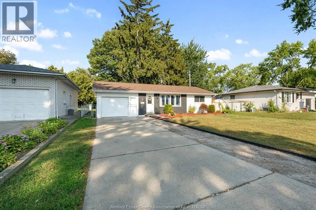 1 LONGFIELD LANE
