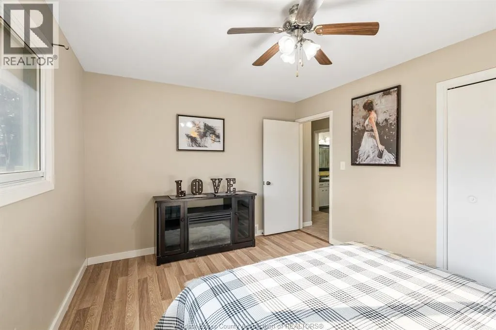 1 LONGFIELD LANE