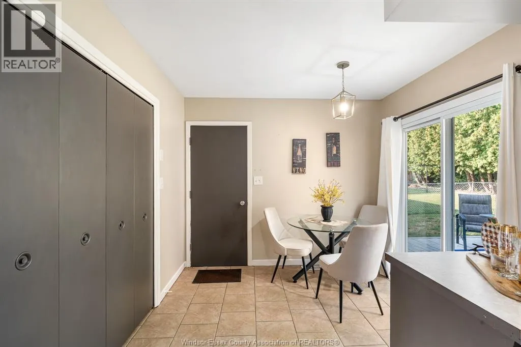 1 LONGFIELD LANE