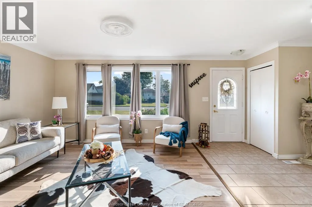 1 LONGFIELD LANE